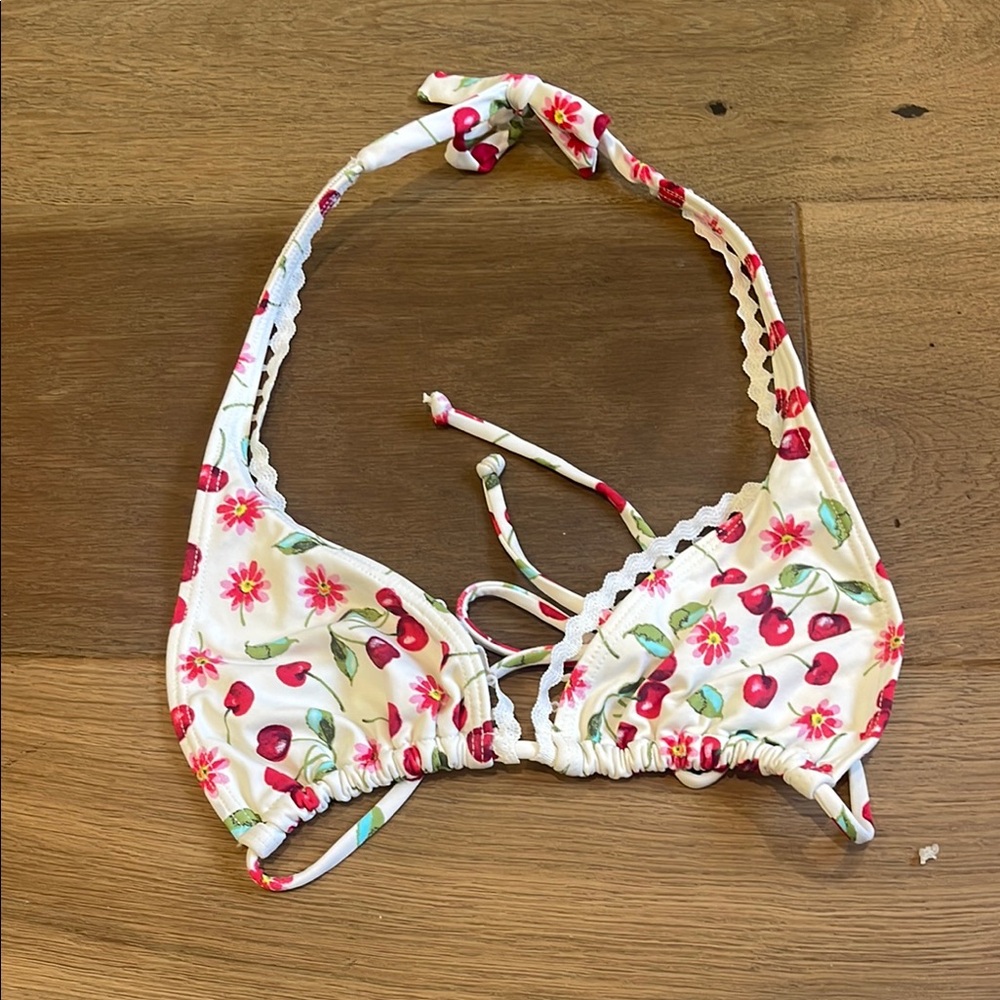 OndadeMar Floral Cherry Bikini Top - White and Red